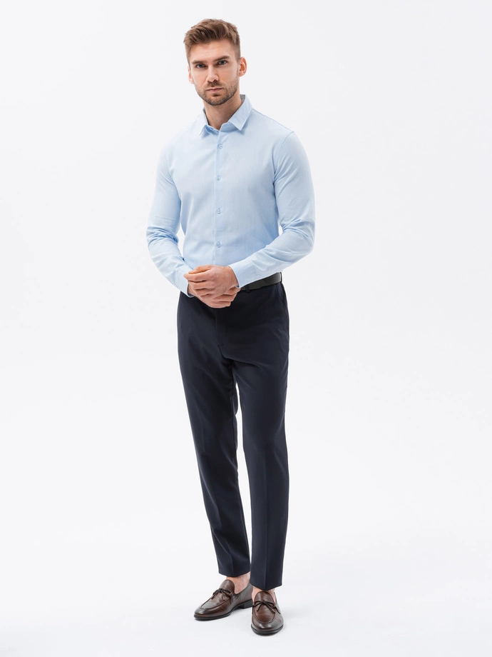 Хлопковая мужская рубашка из ткани Оксфорд SLIM FIT - светло-голубая V8 K642