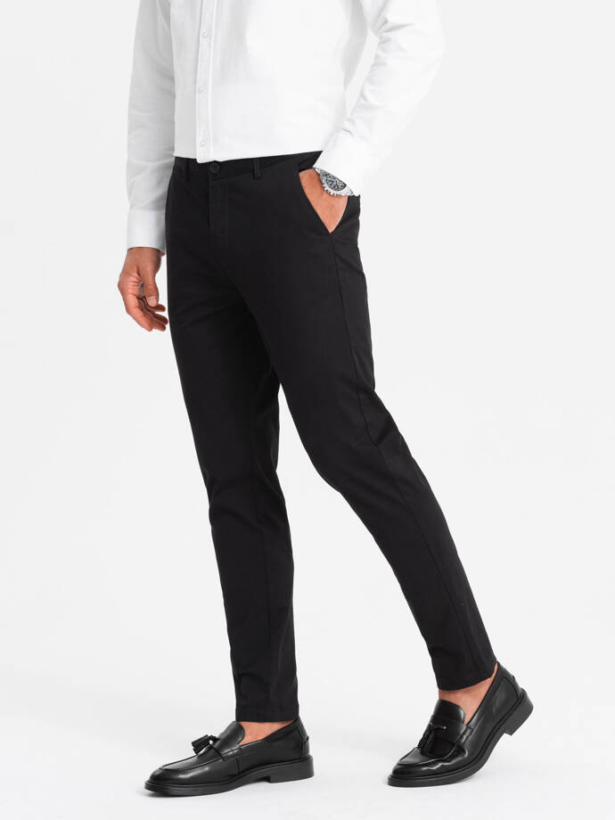 Monochromatyczne spodnie męskie chino REGULAR FIT – czarne V5 OM-PACP-0183